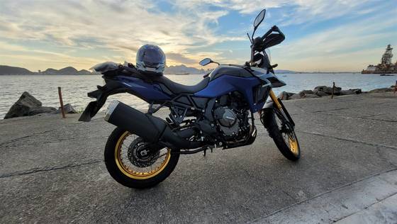 SUZUKI V-STROM 800 DE 
